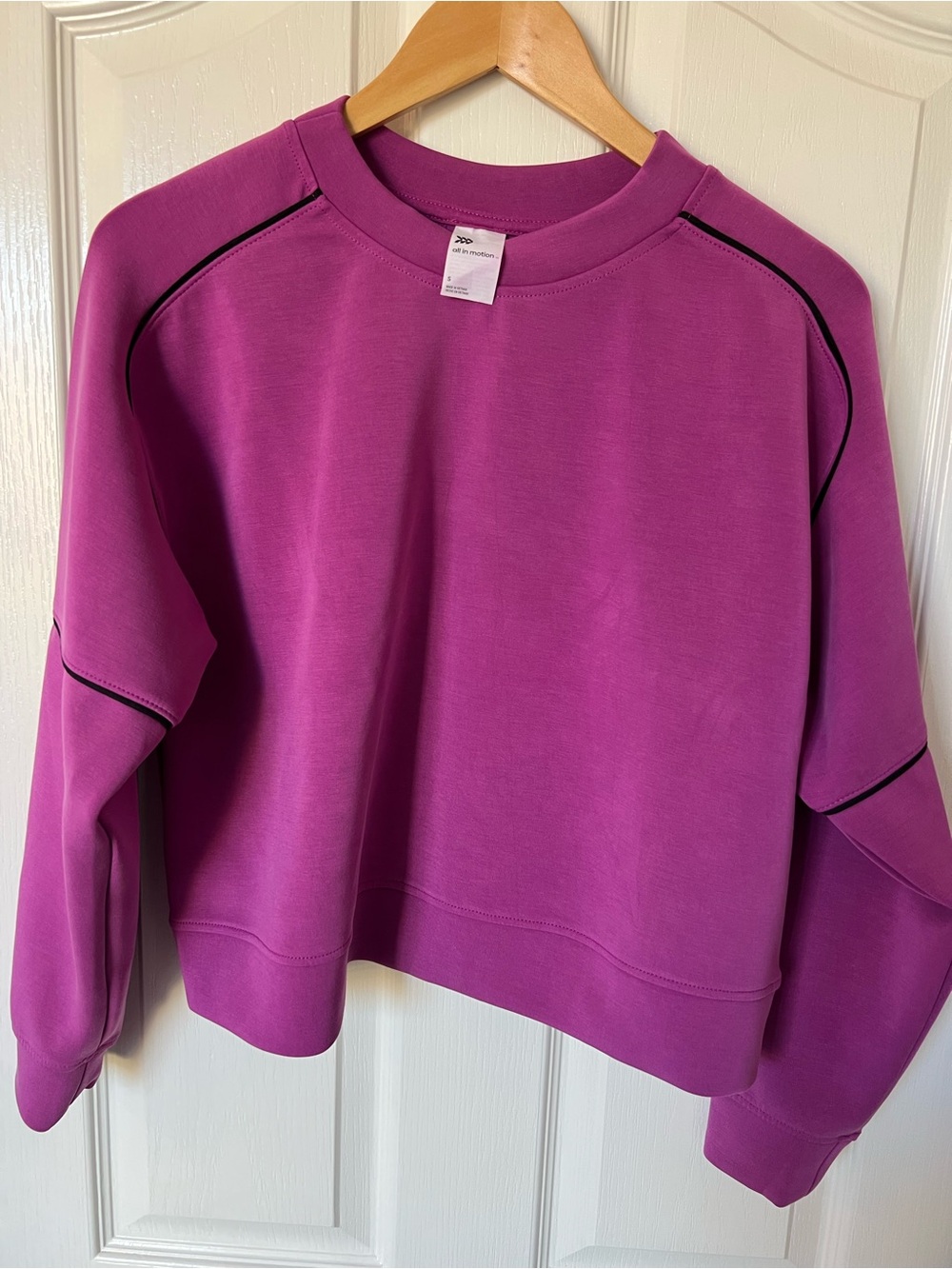 Women's Magenta Crewneck Sweatshirt & skirt /short (small top, XS skirt)